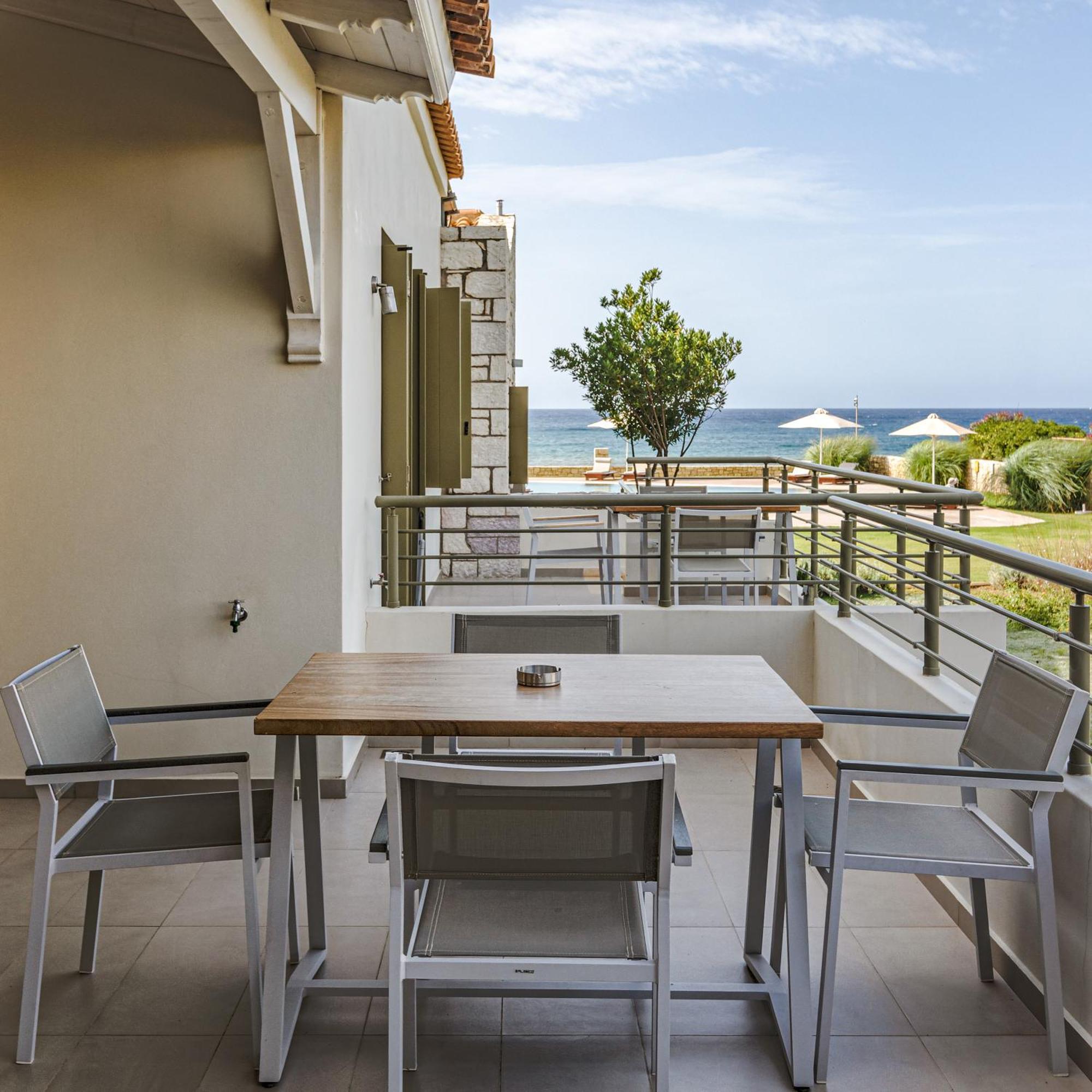 Callisto Seaside Homes & Suites 마라쏘폴리 외부 사진